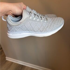 APL Women's techloom phantom Light Gray Sneakers